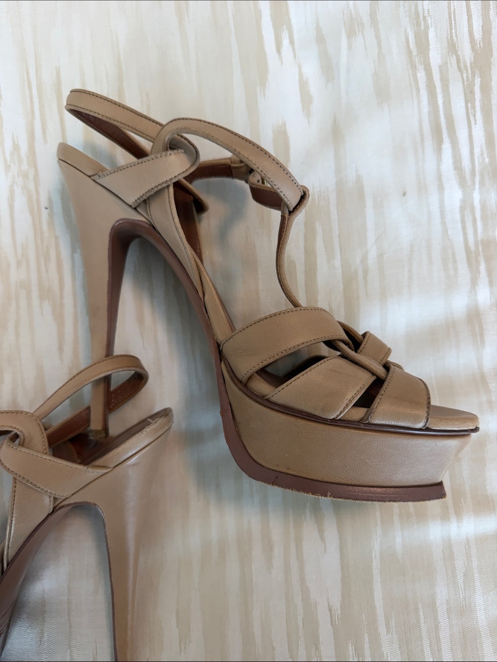 Saint Laurent Tan Leather Knotted Slingback Sandals - Tribute - Picture 5 of 8